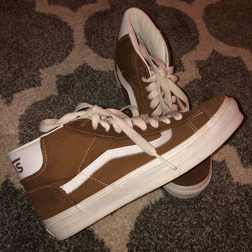 Vans Hi-Top Suede Shoes
